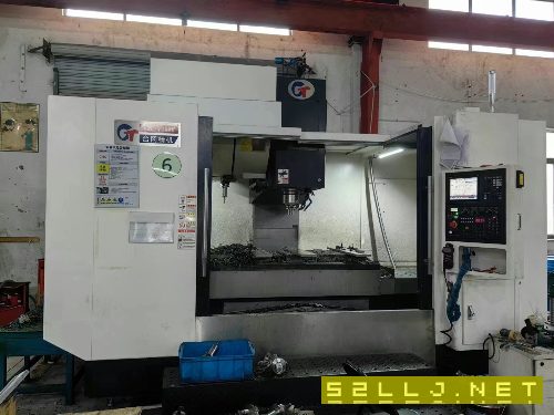 出售台冈1680加工中心一台