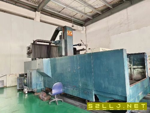 台湾乔威进3020数控龙门，便宜出售。三轴硬轨雪亮，发.