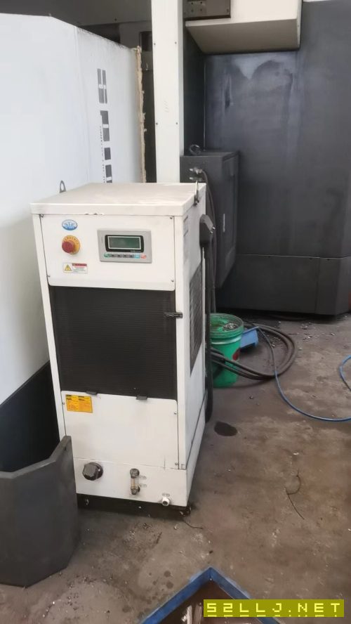 出售:新诺1016数控龙门，行程1650/1100/600，中心出水.