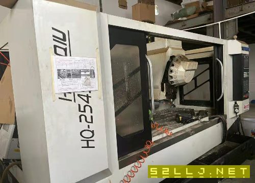 出售2450型材机2台
