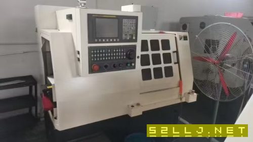 精品宝鸡西力XKC40FC车床2台，高精度，发那科系统
