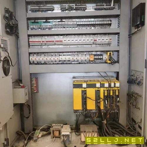 沈阳VMC2580带台湾630四轴立加一台在位出售