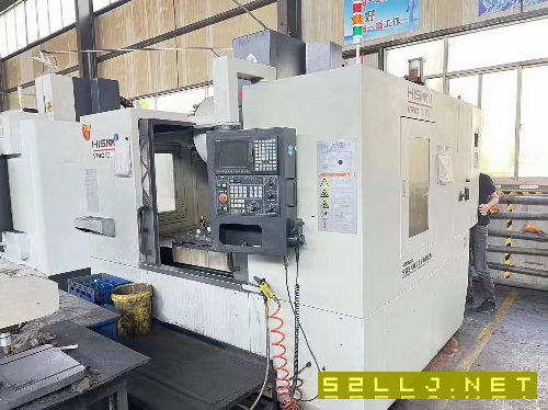 非常少用海天1060三线加工中心，三菱M70系统，机械臂.