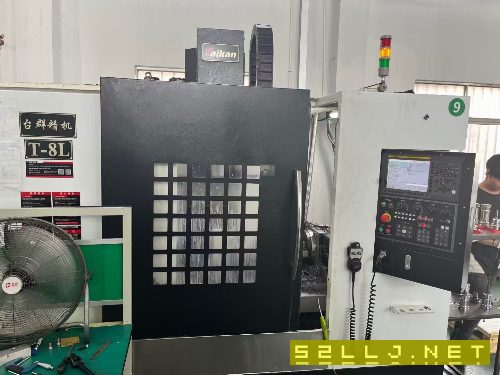 工厂在位出售台群850两线一硬加工中心一台，价格合适.