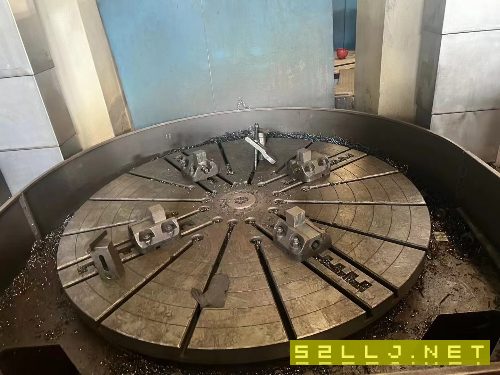 齐二2.5米高速原装数控立车，加工高度2.5米！双刀架数.