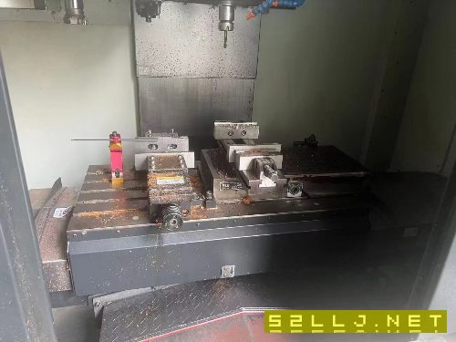 海天精工VMC-850II加工中心行程:850500500，工作台:10.