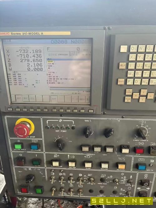 韩国进口斗山DB130CX镗铣加工中心，发那科31i系统，双.