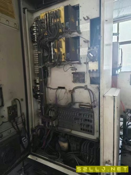 出售牧野630双工位卧加，BT50刀柄，66把刀库，硬轨，.
