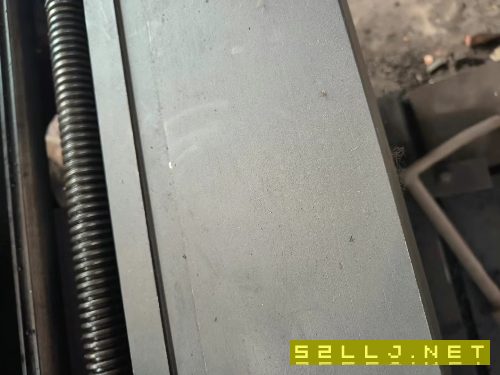 青岛6025大头车少用连体床身
