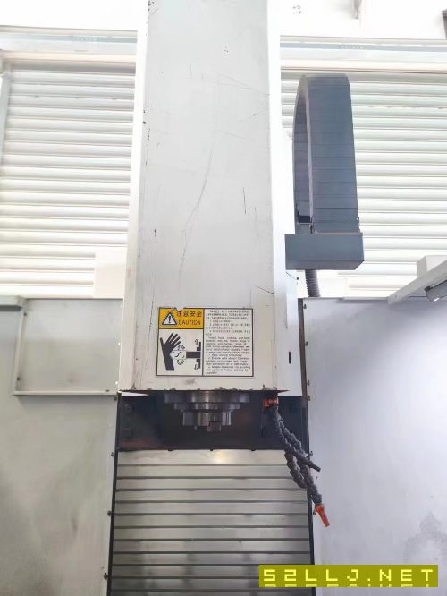 低价出售汉川715一台、法兰克MF系统一台，BT50主轴、.