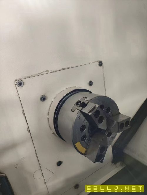 台湾东台数控车床TCS1500，旋转直径520，X/Z切削行程1.