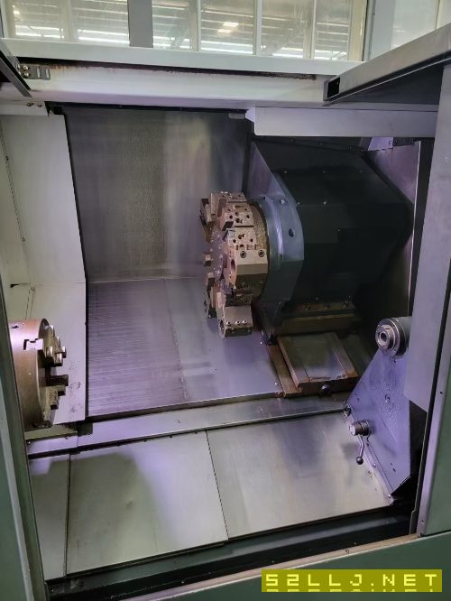 2014年韩国原装斗山PUMA2100L，10寸卡盘，12工位刀塔.
