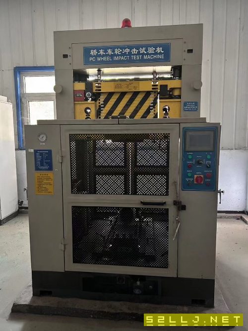 轿车车轮冲击试验机ITM-2，在位安装少用。