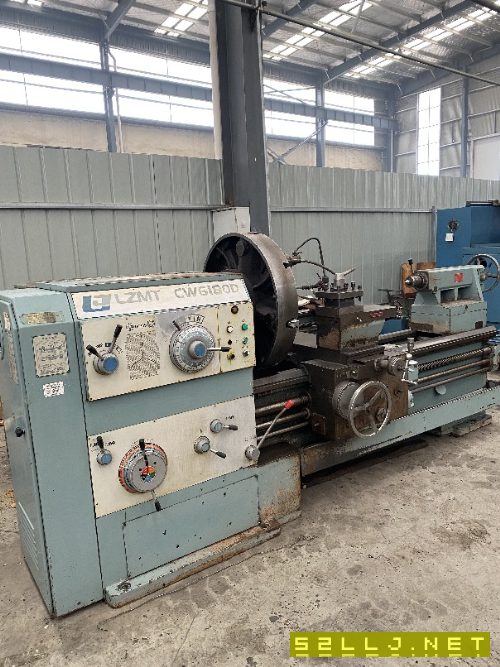 2005年兰州机床厂6180普车，加工长度1500mm。
