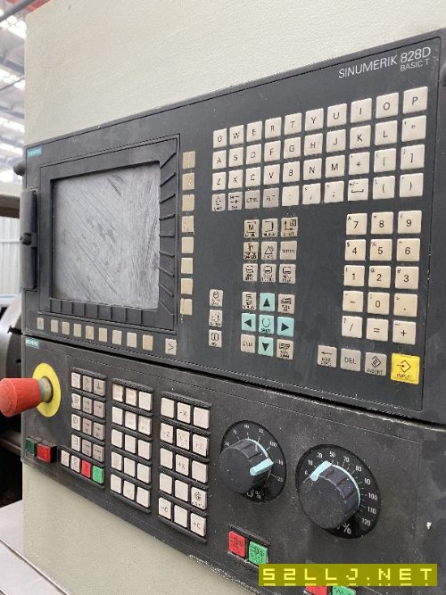 福州机床数控卧车CK6180，回转直径800mm，加工长度400.