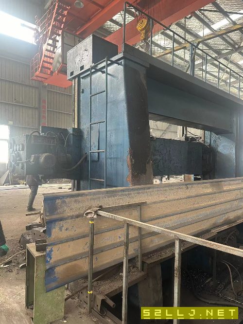 青岛永基4米立车，卡盘3.2米，加工高度1.6米