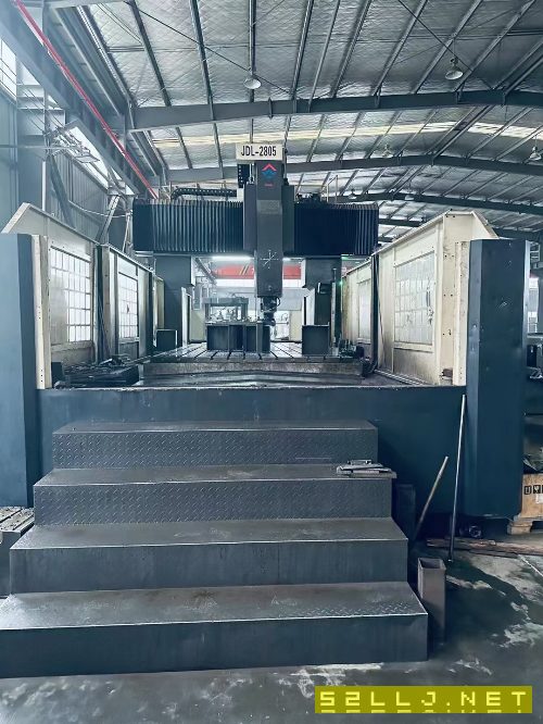 日威2805龙门加工中心，发那科MF系统，工作台5000/260.