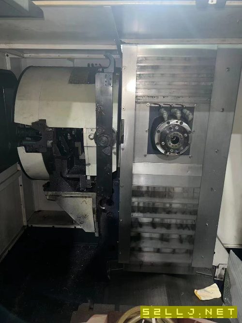 卧加一台型号S50L，Bt40主轴转速8000，三线轨