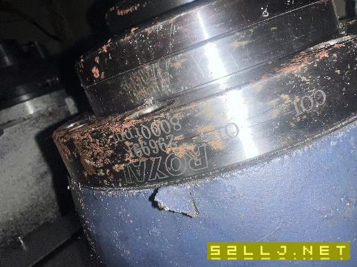 卧加一台型号S50L，Bt40主轴转速8000，三线轨
