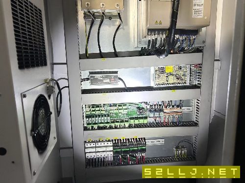 出售:22年杨铁1270数控铣，50主轴，新代系统。同款4台