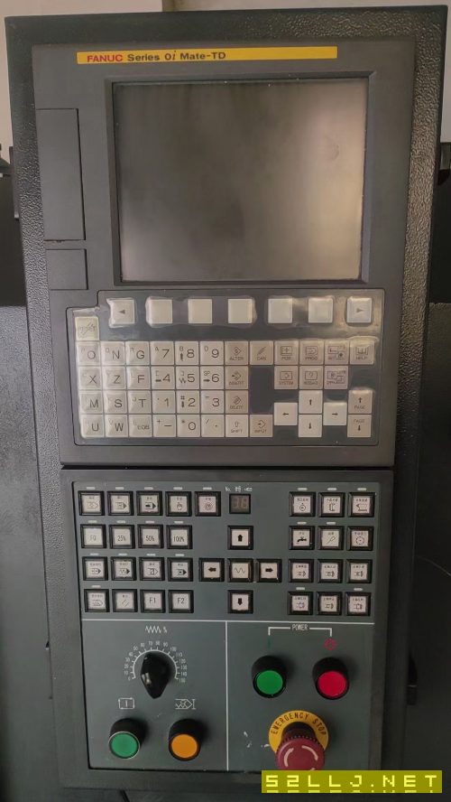 出售:沈阳CAK50186数控车床，加工长度2米，发那科系统。
