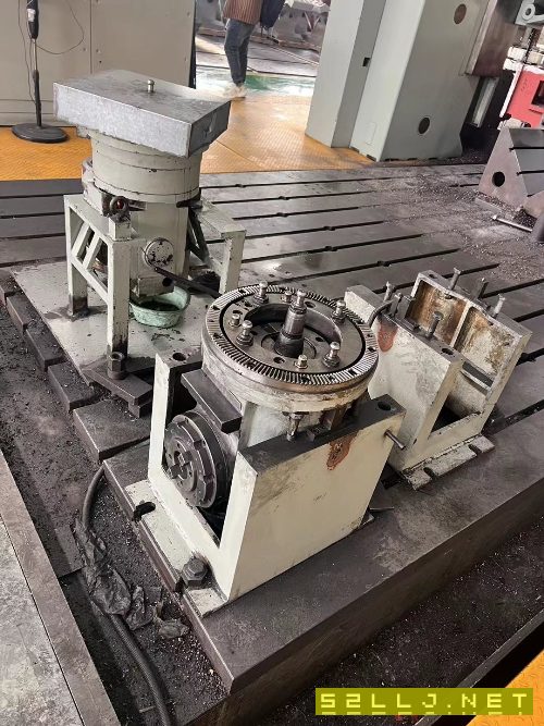 新瑞3X10米龙门镗铣床