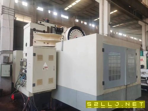 鼎泰1890加工中心，BT50主轴，24把刀库，法纳克系统，.