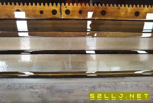 上海机床厂H247专用外圆磨床，回转直径8009.5米安装.