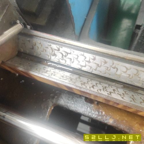 出售:秦川格兰德14321500万能磨床
