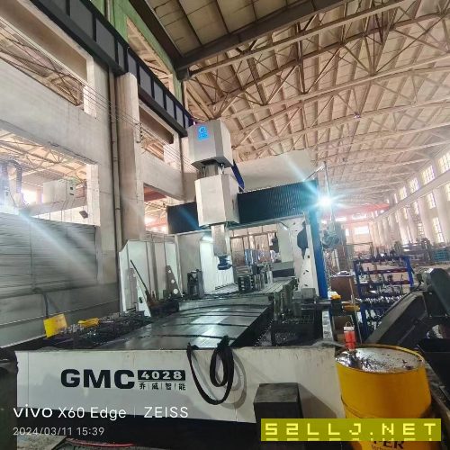 南通乔威数控龙门加工中心在位出售，2.8米X4米，2023年8月.安装少用，带角.