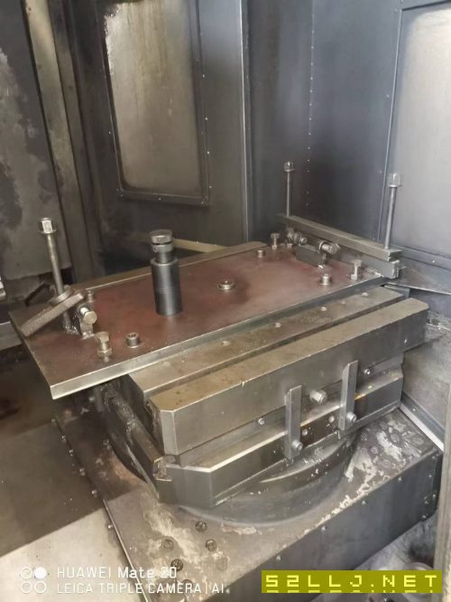 工厂出售钮威63TS卧式加工中心一台，2017年发那克0i一MF系统，工作正常带刀.