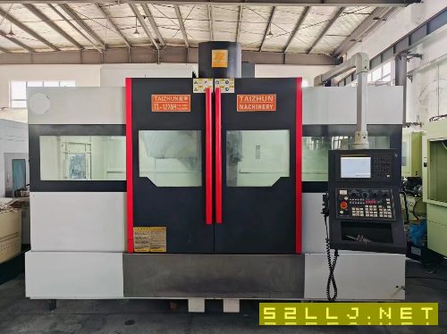 宁波台准1270重型加工机中心，两线一硬[烟花][烟花][.