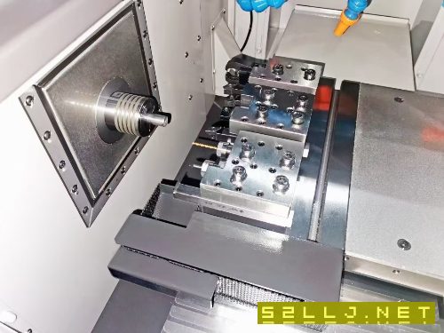 使用三百小时日本津上BM162超精密走芯排刀车，精度一.