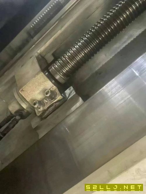 台湾富裕数控铣镗床加工中心一台