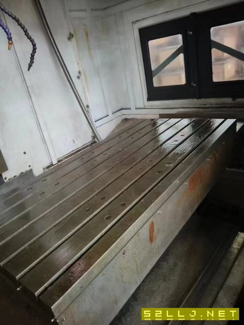 汉工1580加工中心、带中心出水，两线一硬，新款发那科.