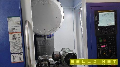 仕兴鸿重型T6钻攻中心，8脚重型床身，发那科mfplus款.