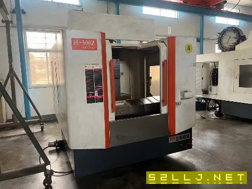 同款四台500卧式加工中心，BT40主轴，三轴线轨，主轴8.