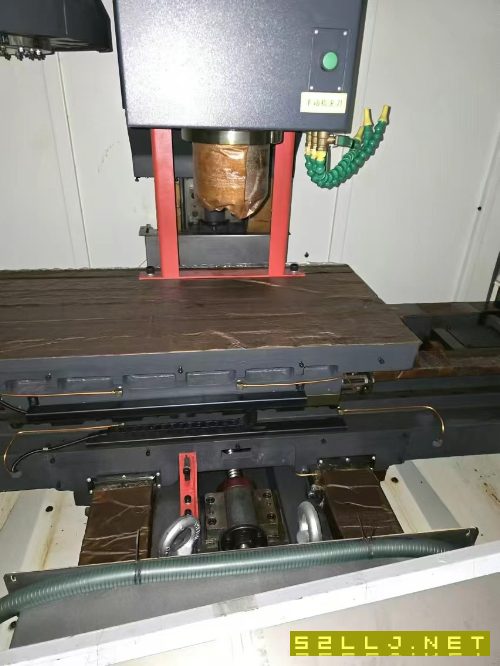 全新宝鸡850加工中心