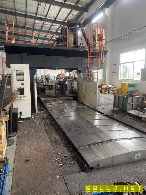 纽威6028龙门，工作台6x2米，三轴行程6200x3200x1000，门宽2.8米，门高1.65.