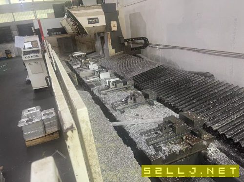 出售:普拉迪4500型材机，BT30（12000转）焊接床身
