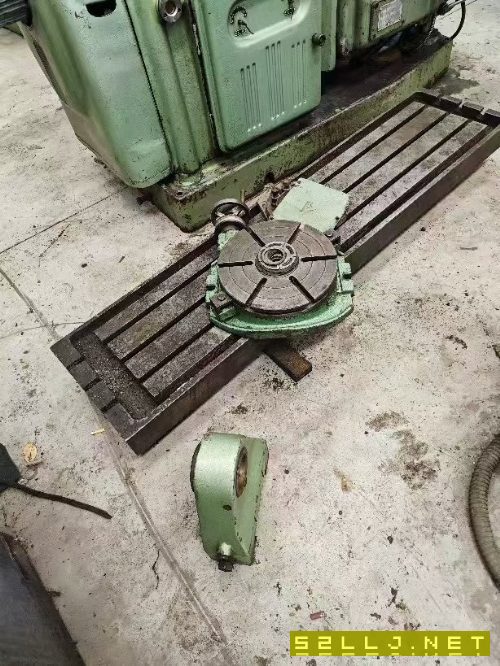 超低价出售北一96年产X63W万能铣，内在成色好，附件全