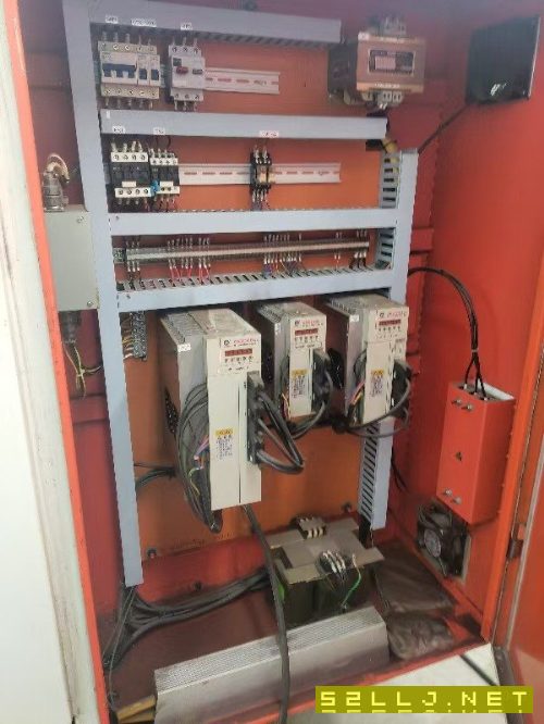 出售2013年广州机床厂产6150BX1000数控车，广数980TDB.