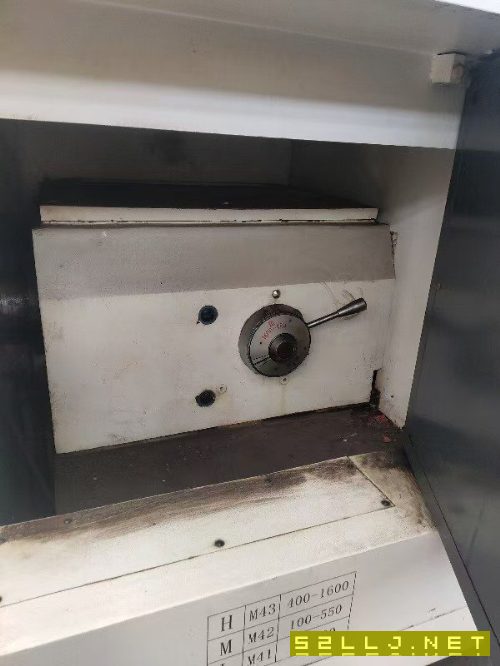 出售2013年广州机床厂产6150BX1000数控车，广数980TDB.
