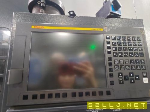 出售上海大侨1680，硬轨机BT50刀柄，24把刀。主轴转速6000rpm，三轴行程：1.