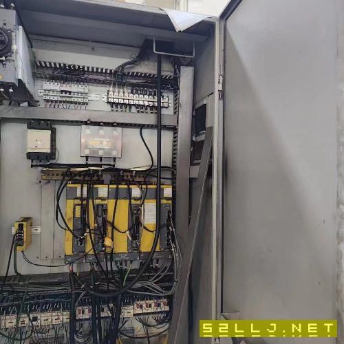 处理海天100H/D卧式加工中心一台，工作台1000/1250，.