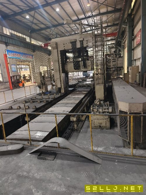 日立精机2650龙门立卧加工中心，双工交换作台，行程91.