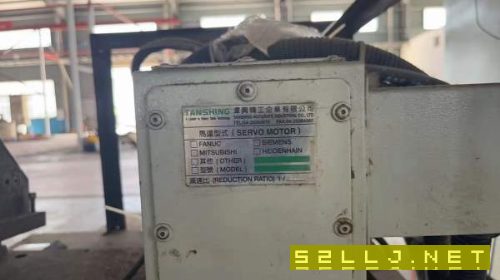 台湾友嘉23A加工中心一台，三轴线轨，发那科O一MD系统.