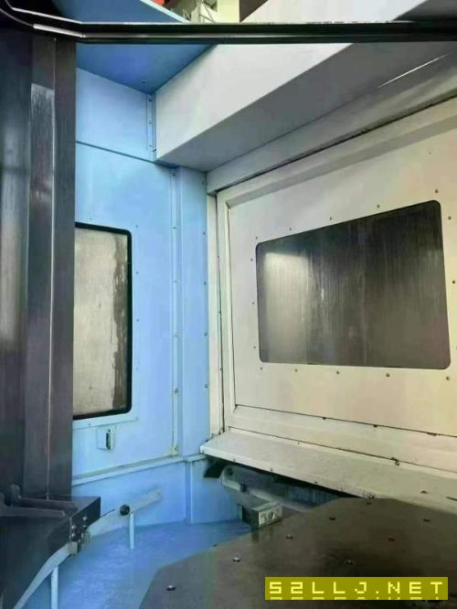 还剩后一台原装进口斗山8000卧式加工中心