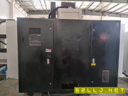 经台典群T-10L加工中心线两一硬导轨，BT40主轴8000转.