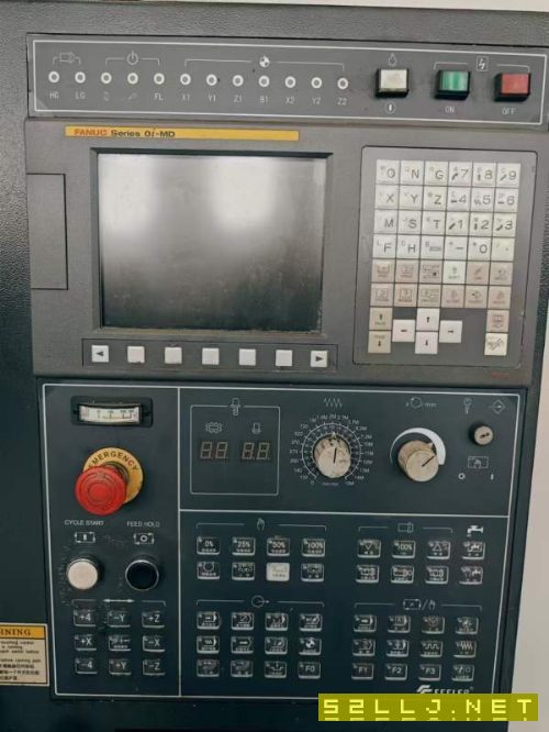 友佳FV-1600A加工中心，同款三台发那科OI-MD系统，af.